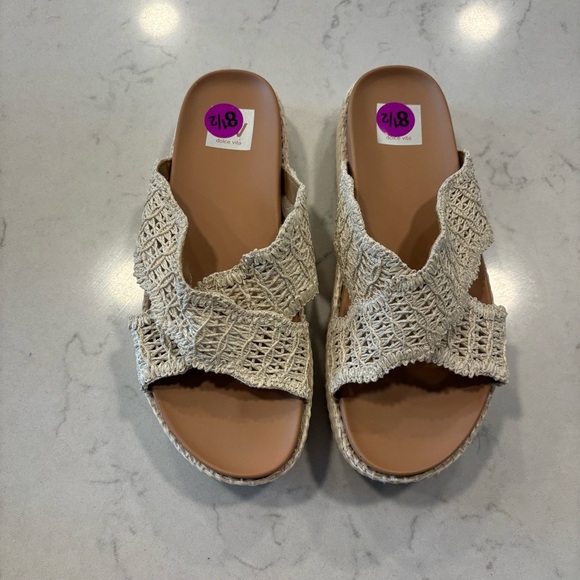 NWOT DV Dolce Vita Sivan Platform Sandal - Picture 2 of 6